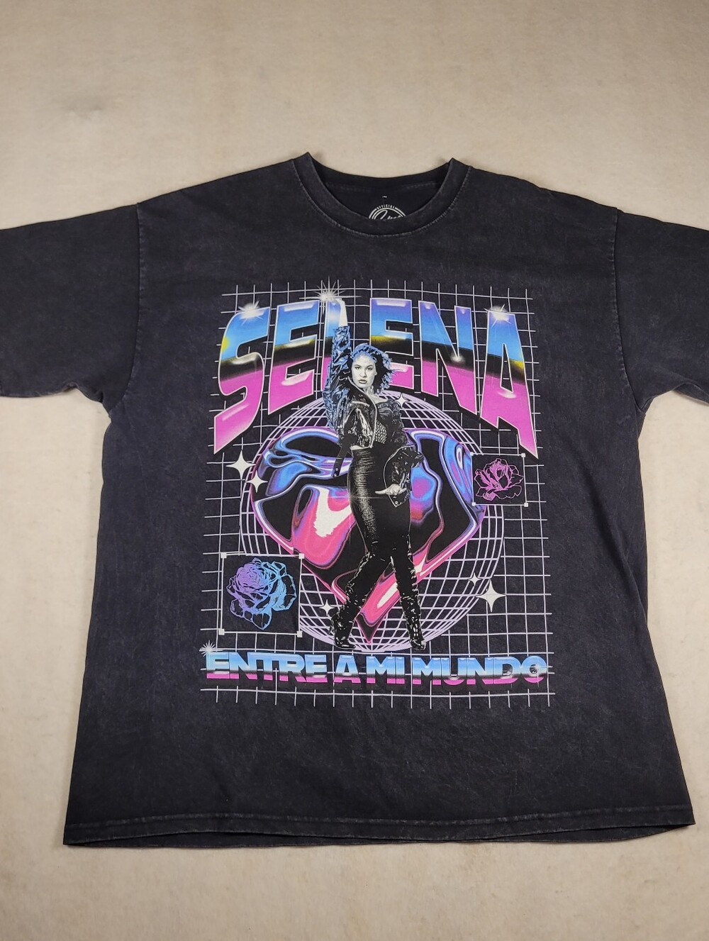 Selena Tshirt Mens Size XL Black Entre A Mi Mundo Graphic Print Short Sleeve